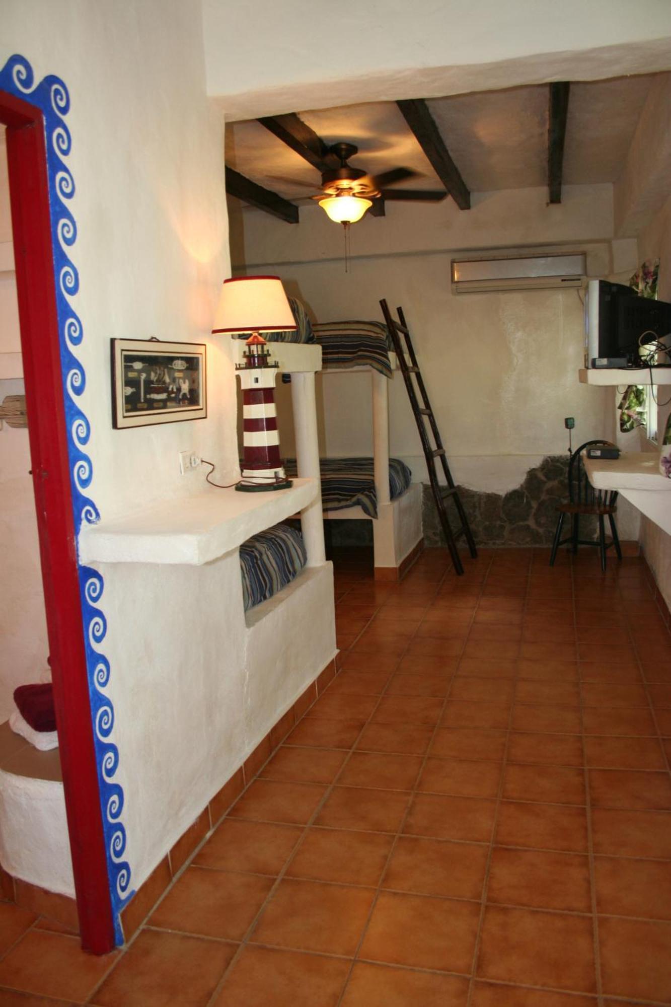 Oceanfront Bungalows - Paradise Rentals Santa Catalina Exterior foto